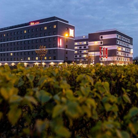 Ibis Duesseldorf Airport Hotel Exterior photo